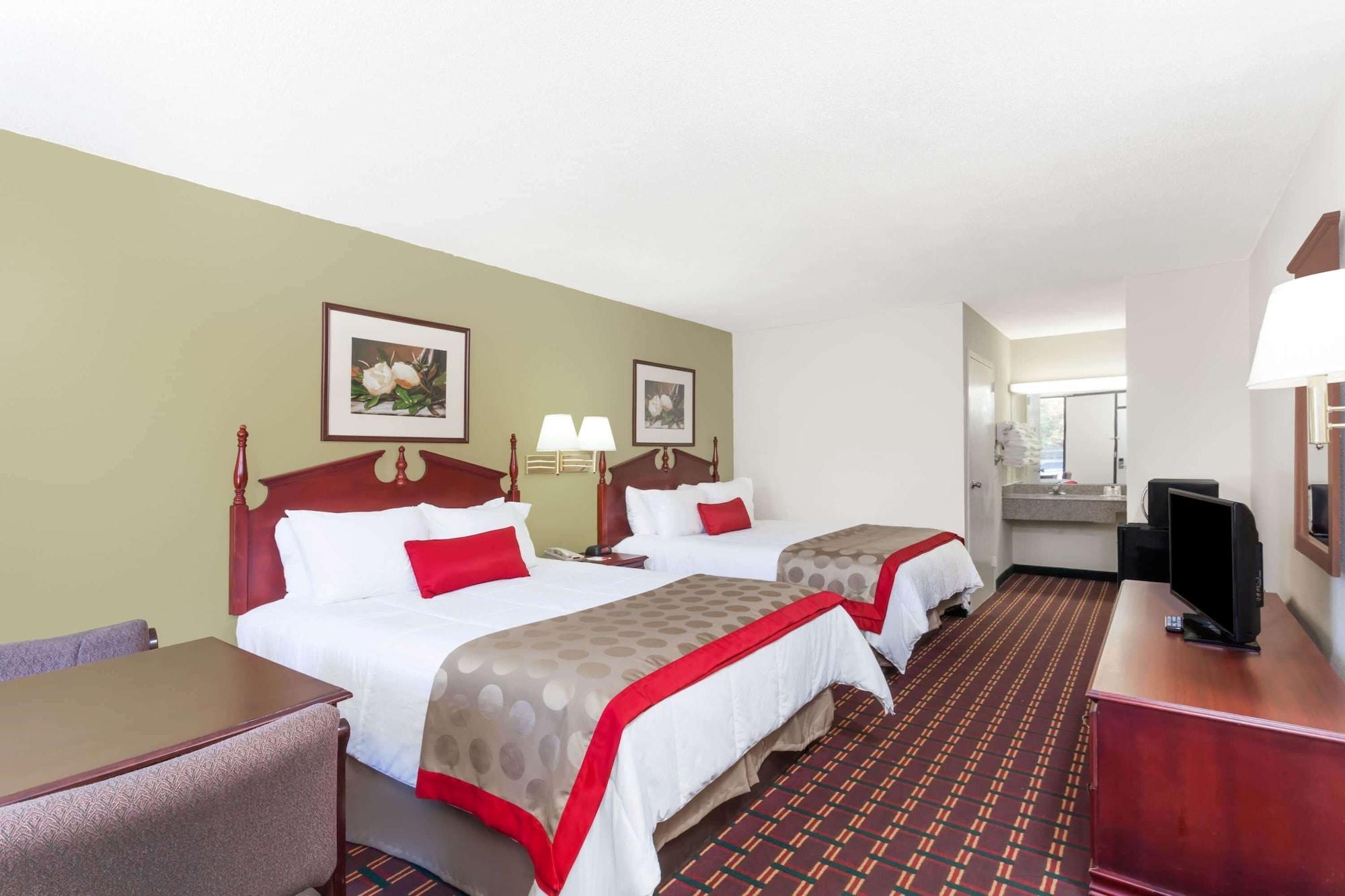 Travelodge By Wyndham Clarksville Extérieur photo