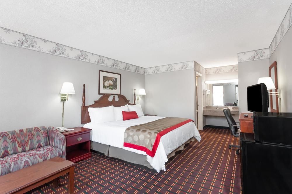 Travelodge By Wyndham Clarksville Extérieur photo